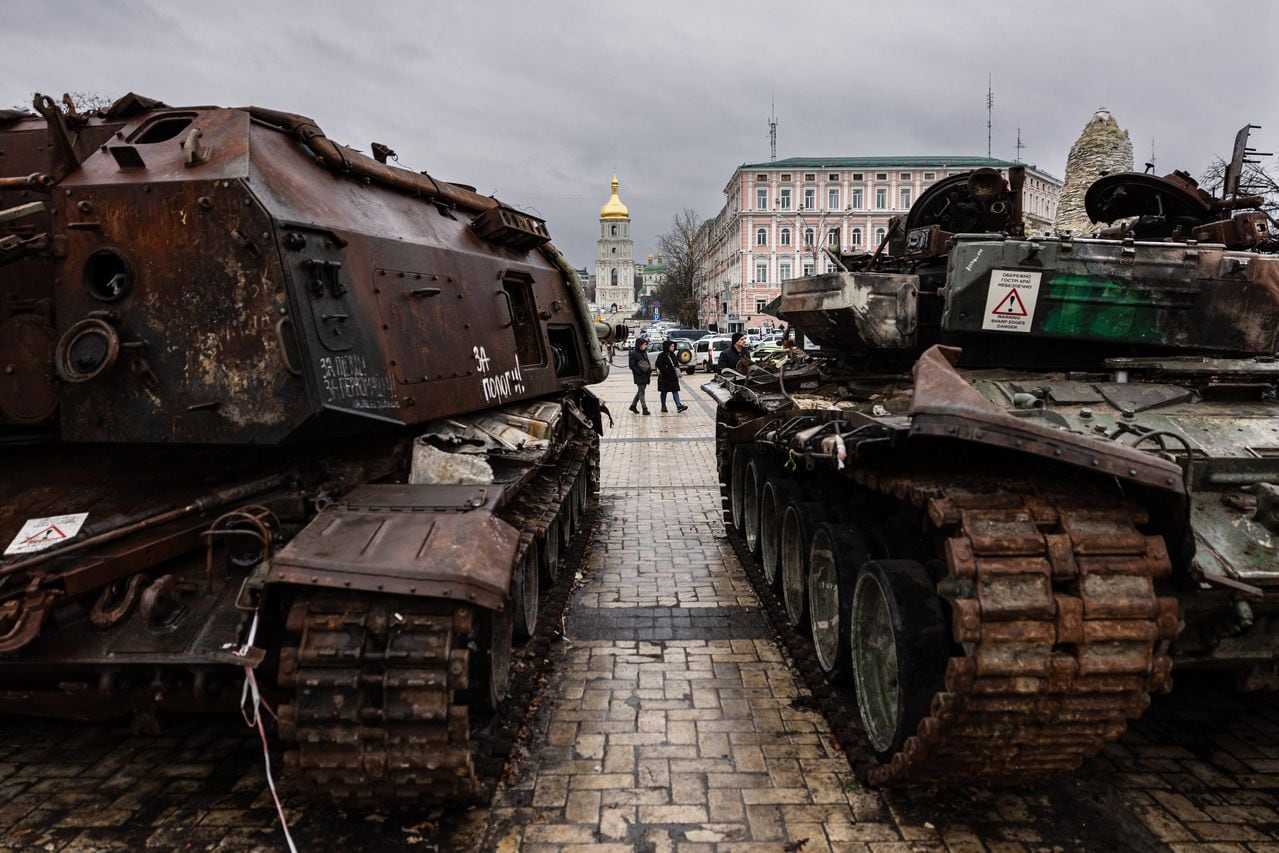 Los dos países han estado colaborando militar y económicamente a Ucrania ante la invasión de Rusia. Foto: AFP.