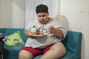 Niño Alejandro Pineda Vásquez Caso de Obesidad Infantil