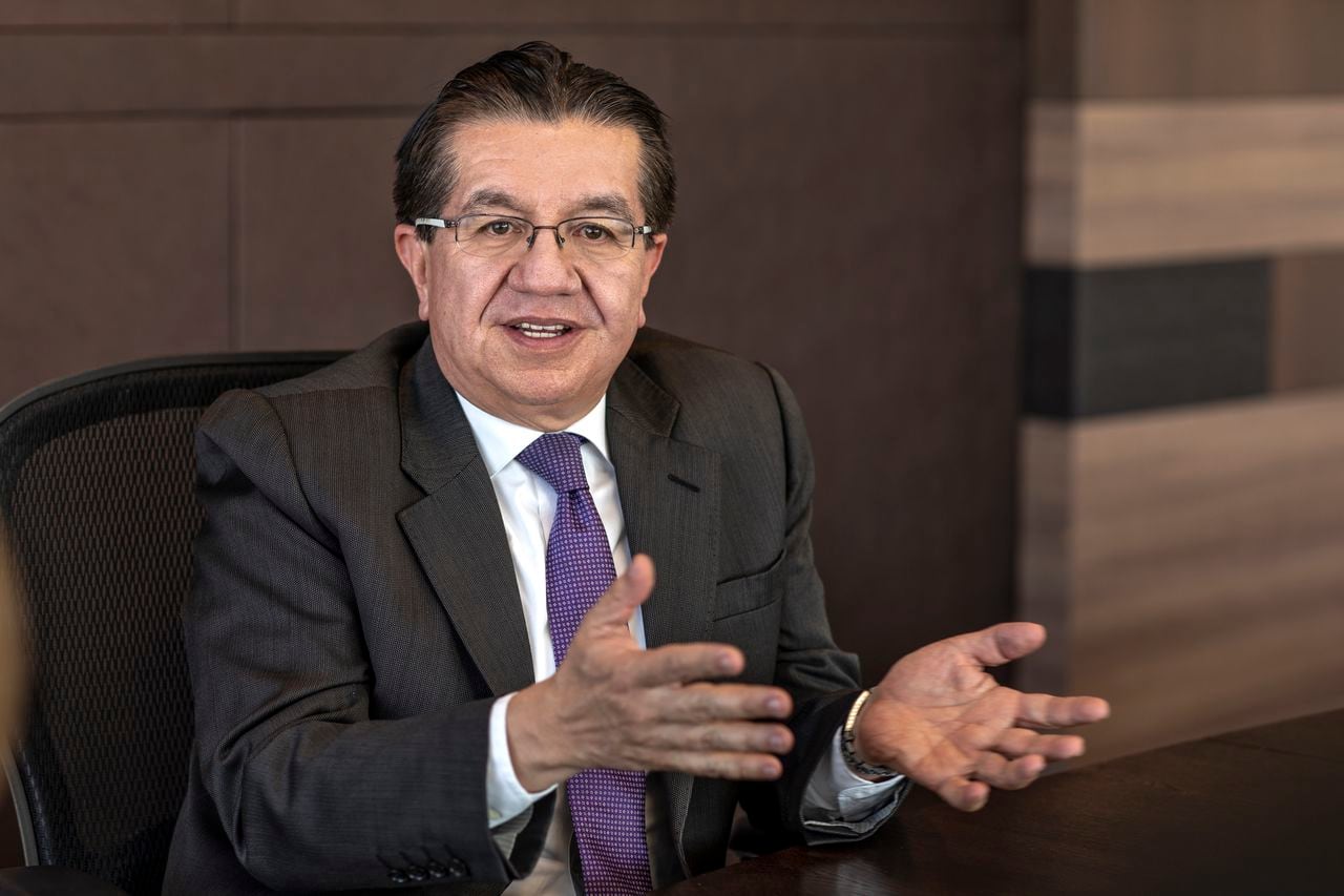Fernando Ruiz Gómez Ministro de Salud