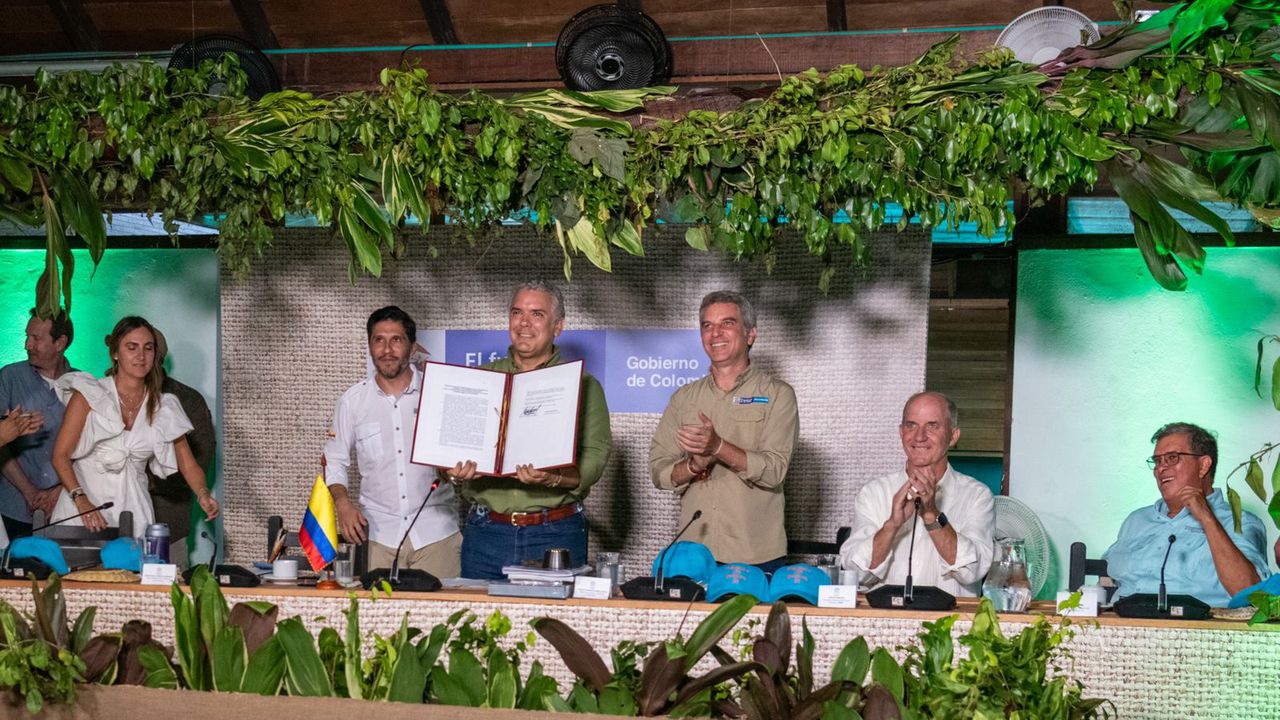 El presidente afirmó Colombia logró el 34 % de su territorio como área protegida. Foto: Presidencia.