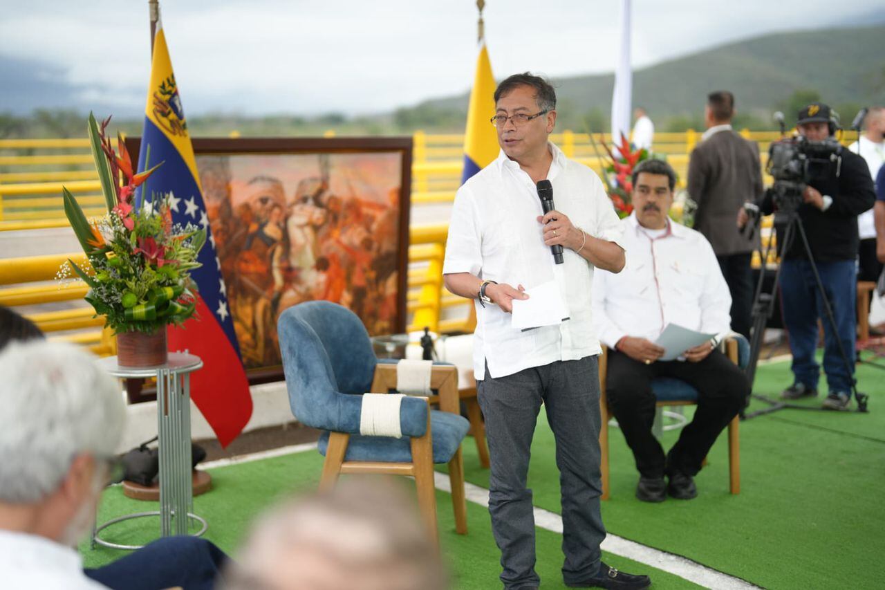 Presidente Gustavo Petro en la frontera con Venezuela