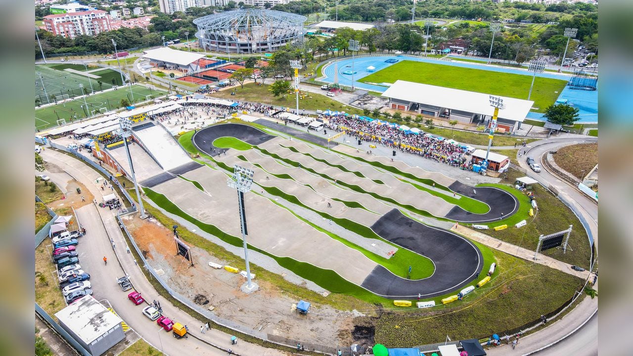 Esta pista, que se inauguró a finales de octubre, hace parte de la apuesta de la Alcaldía de Ibagué por incentivar el deporte entre los jóvenes.