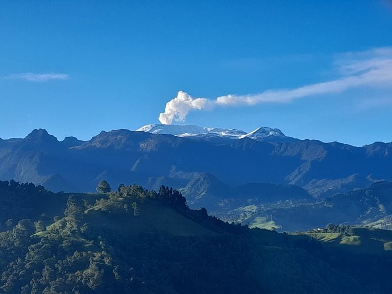 El nivel de actividad del Volcán se mantiene en amarillo