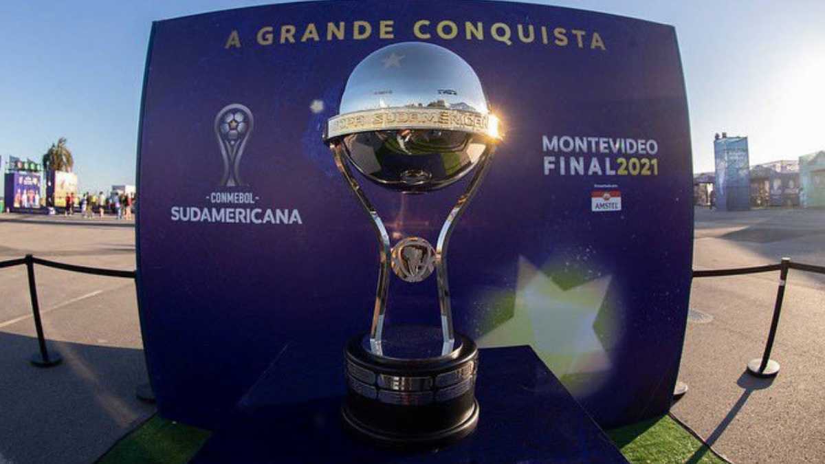 Los dos equipos ya se encuentran en Montevideo ultimando detalles para la final de la Copa Sudamericana