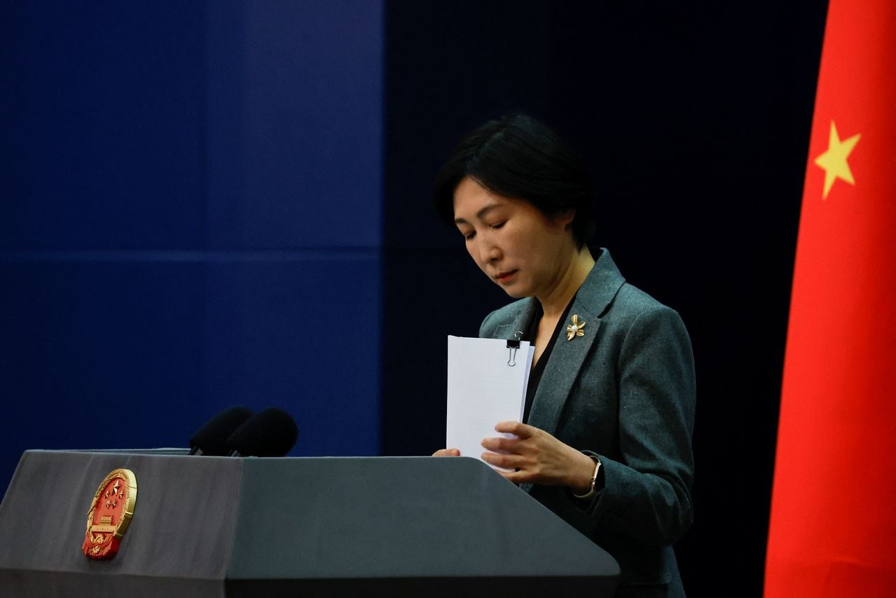 El gobierno chino aseguró que "el globo es de China y es de naturaleza civil, utilizado para investigación científica, como asuntos meteorológicos". En la imagen: La portavoz del Ministerio de Relaciones Exteriores de China, Mao Ning, asiste a una conferencia de prensa en Beijing, China.