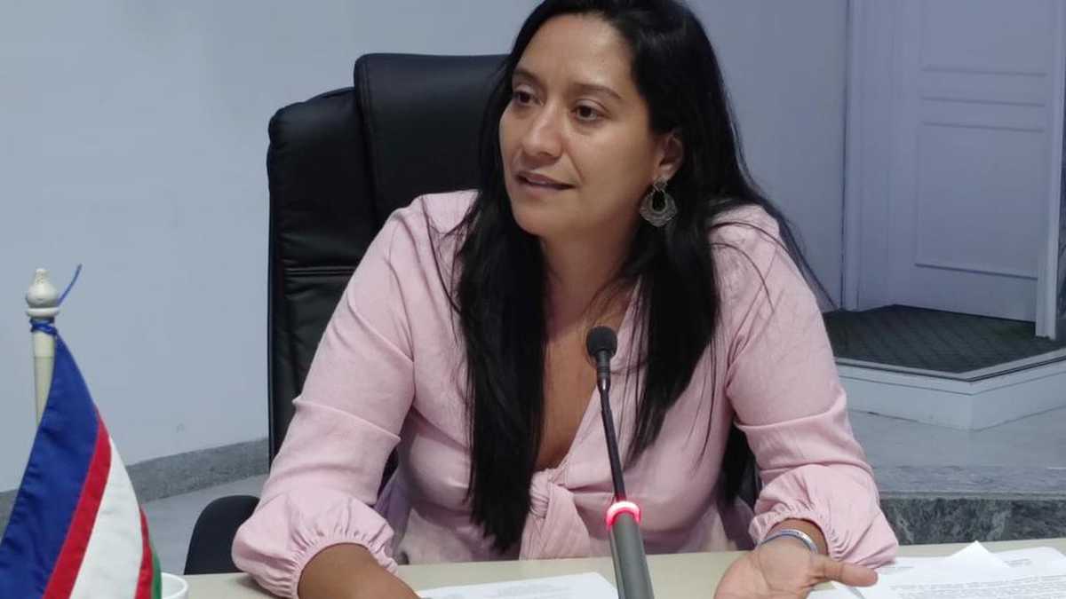 Ana Erazo, concejal de Cali, fue amenazada mientras hacía su trabajo.