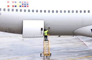 Los orificios en las ventanillas de los aviones son de suma importancia para garantizar la seguridad de los pasajeros.
