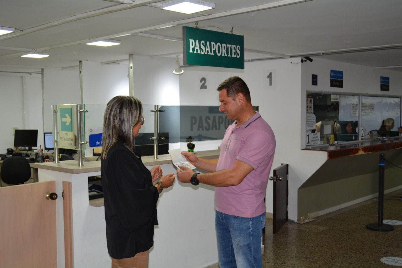 Para tramitar el pasaporte “es necesario agendar una cita