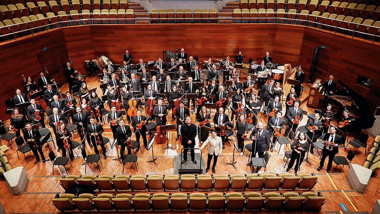  La Orquesta Filarmónica en el auditorio Fabio Lozano Simonelli.