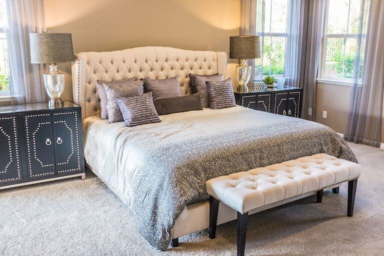 Las camas influyen directamente en la calidad del descanso y, por esta razón es importante tener en cuenta algunos detalles antes de escoger una.
