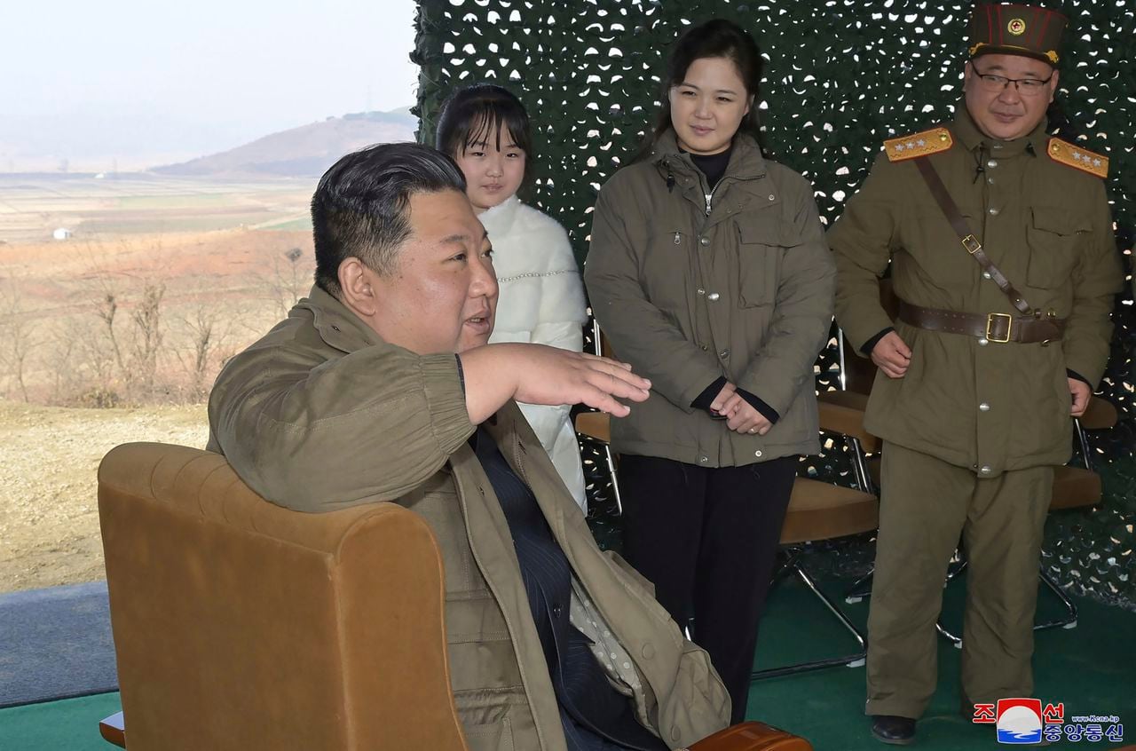 Kim Jong Un, su esposa y su hija