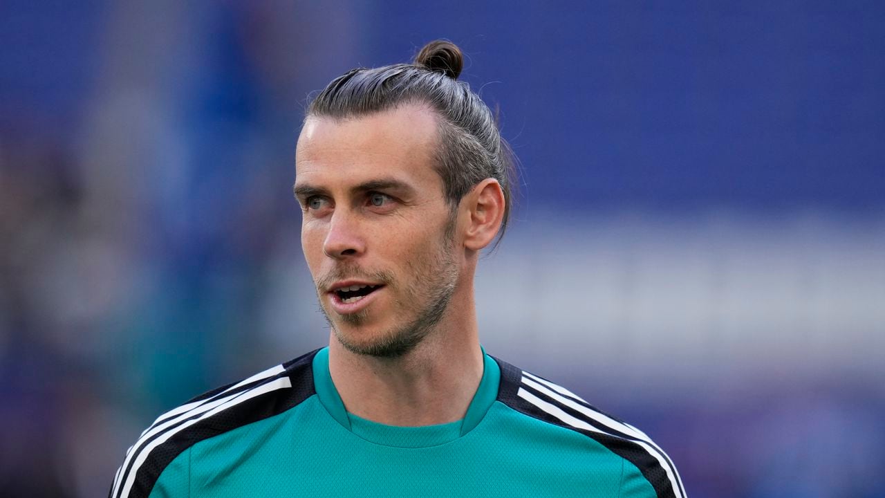 Real Madrid's Gareth Bale attends a training session at the Stade de France in Saint Denis near Paris, Friday, May 27, 2022. Liverpool and Real Madrid are making their final preparations before facing each other in the Champions League final soccer match on Saturday. (AP Photo/Manu Fernandez)