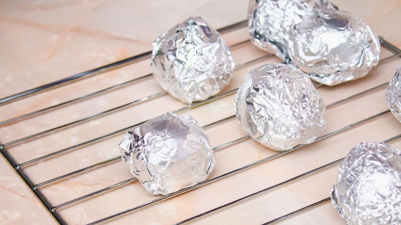 Bolas de papel aluminio