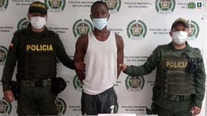 Alias 'Satanás' fue capturado en vía pública por agentes de la Policía Nacional durante un operativo de registro y verificación de antecedentes.