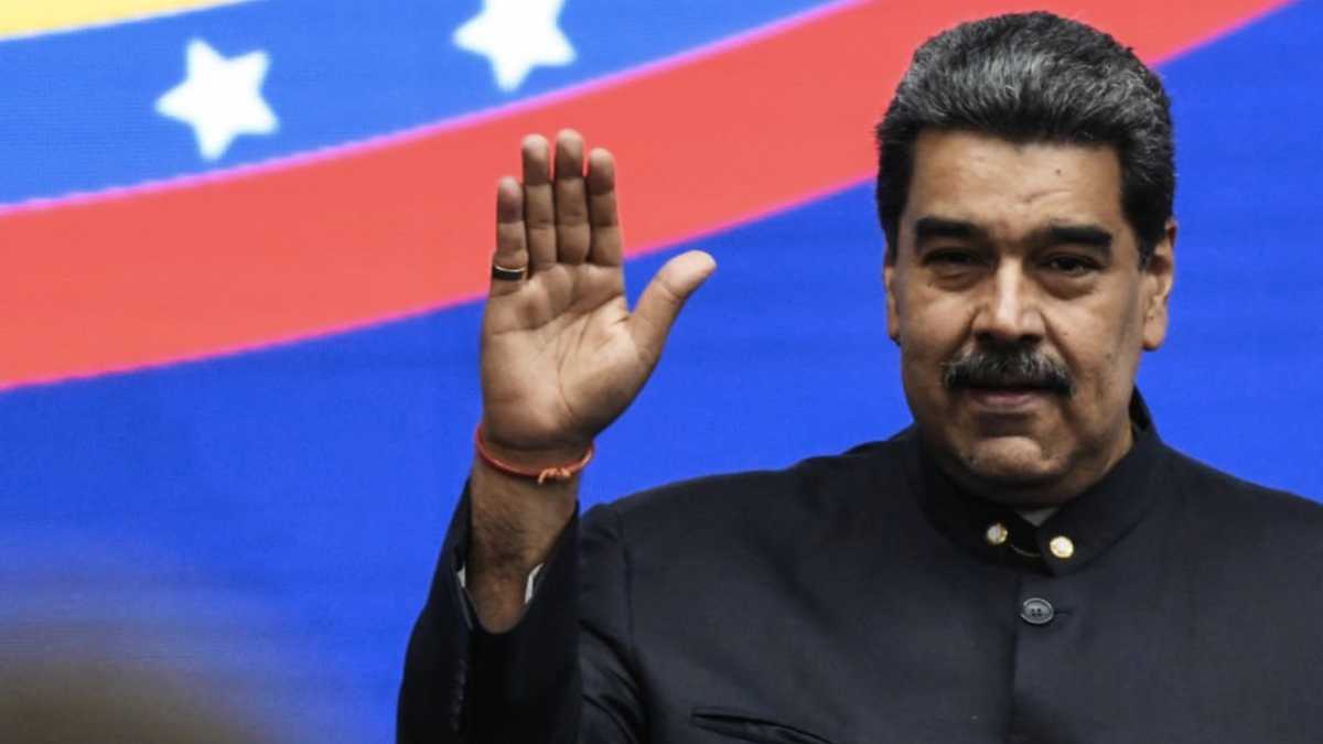 El presidente de Venezuela, Nicolás Maduro, inauguró un bulevar en el sector turístico de La Guaira