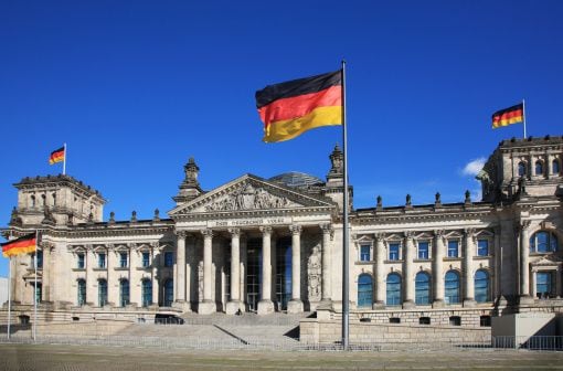 Alemania ofrece becas para estudiar.