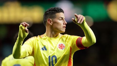 MADRID, SPAIN - MARCH 26: James Rodriguez of Colombia gives instructions to his teammates during the friendly match between Romania and Colombia at Civitas Metropolitan Stadium on March 26, 2024 in Madrid, Spain. (Photo by Gonzalo Arroyo Moreno/Getty Images) (Photo by Gonzalo Arroyo Moreno/Getty Images)