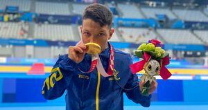 Nelson Crispín, nadador paralímpico que ganó medalla de oro en los juegos Olímpicos de Tokyo 2021.