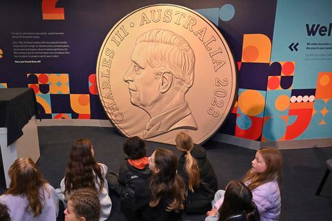 Imagen del rey Carlos III aparecerá en las monedas de Australia este año