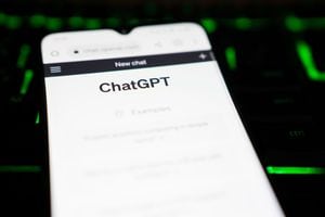 ChatGPT responde que datos no deberían compartiese en su plataforma