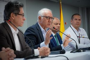 Guillermo Alfonso Jaramillo, ministro de Salud y Protección Social, habló sobre la situación con las EPS Sura, Sanitas y Compensar.