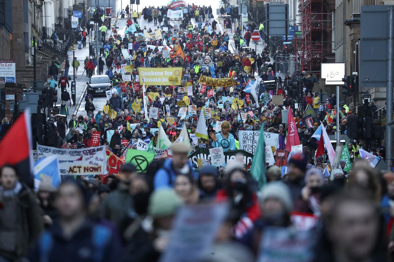 Activistas climáticas exigen acción en la cumbre COP26