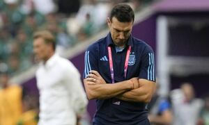Argentina's head coach Lionel Scaloni reacts disappointed during the World Cup group C soccer match between Argentina and Saudi Arabia at the Lusail Stadium in Lusail, Qatar, Tuesday, Nov. 22, 2022. (AP Photo/Natacha Pisarenko)