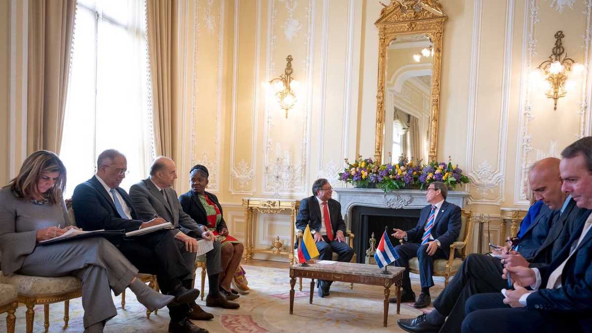 Reunión canciller de Cuba Bruno Rodríguez con el presidente Gustavo Petro