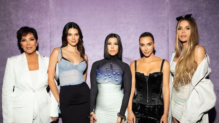 Artificial Intelligence shows what the Kardashians would look like without surgery