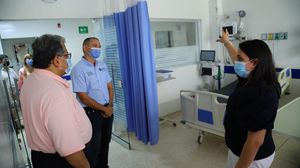 La Superintendencia de Salud visitó dos hospitales con vigilancia especial.