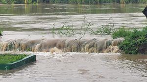 El desbordamiento del río Cauca ha generado varias emergencias en el departamento del Valle.