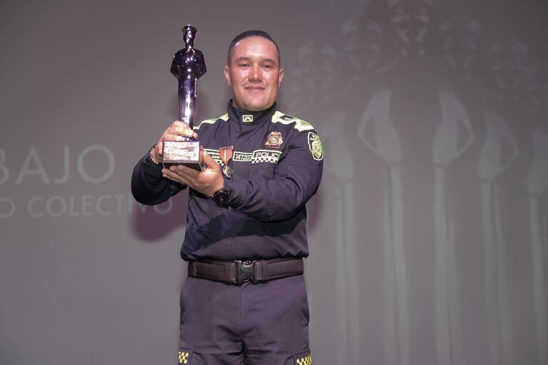 Premio al mejor Policia de Colombia , Cristina Botero