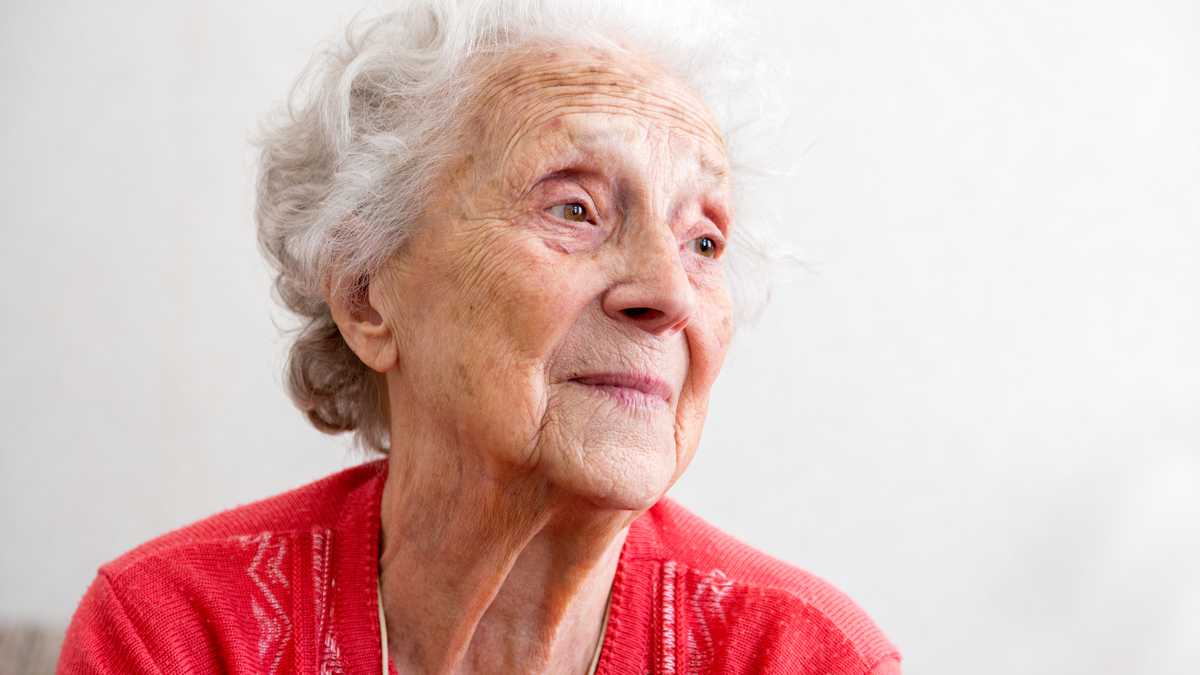 Retrato de una mujer de más de 90 años