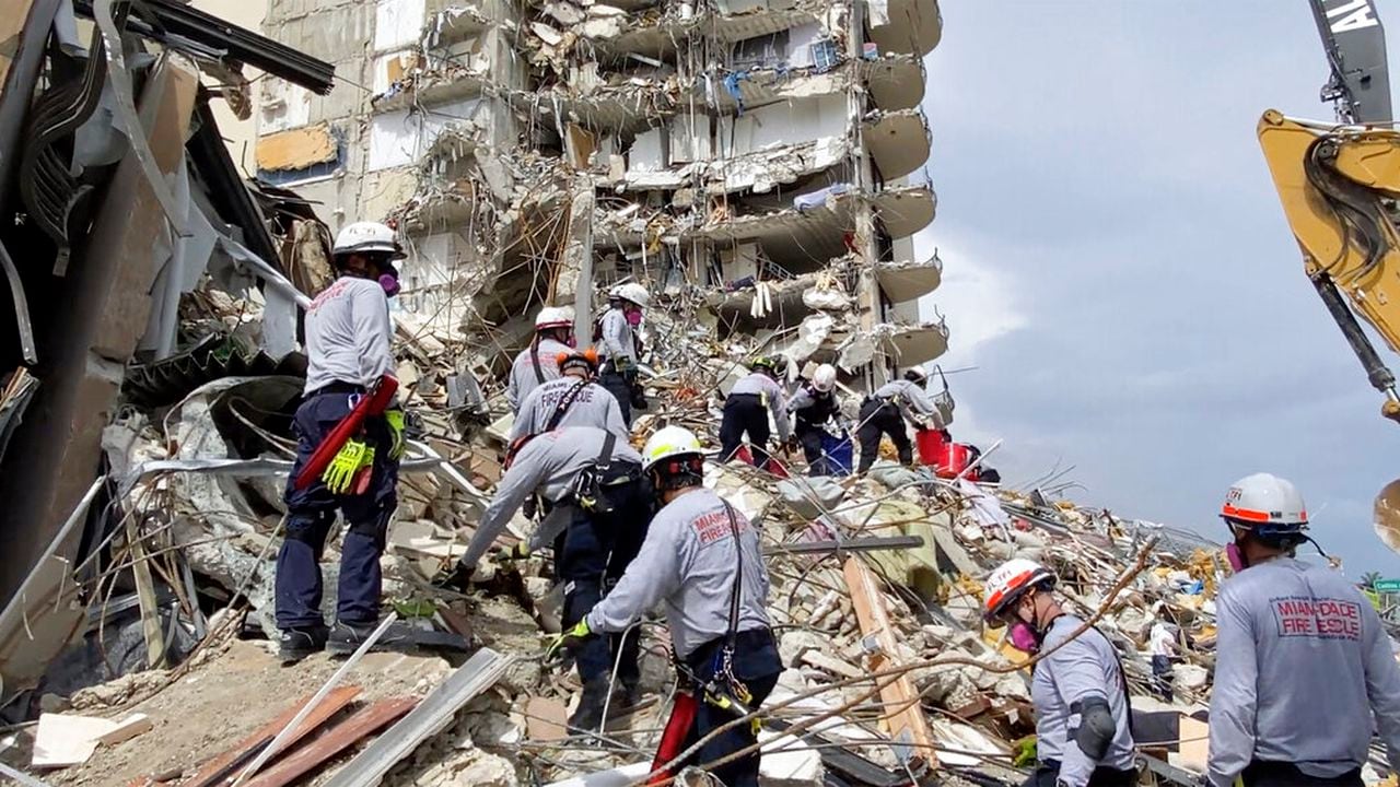 Asciende a 9 la cifra de muertos por colapso de edificio de apartamentos en Miami