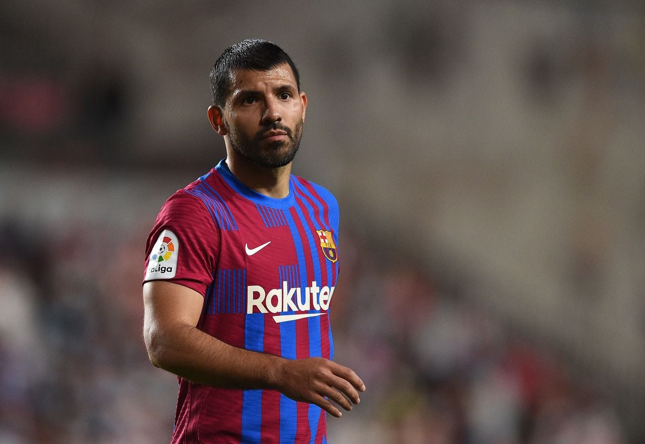MADRID, SPAIN - OCTOBER 27: Sergio Aguero of FC Barcelona looks on during the La Liga Santander match between Rayo Vallecano and FC Barcelona at Campo de Futbol de Vallecas on October 27, 2021 in Madrid, Spain. (Photo by Denis Doyle/Getty Images)