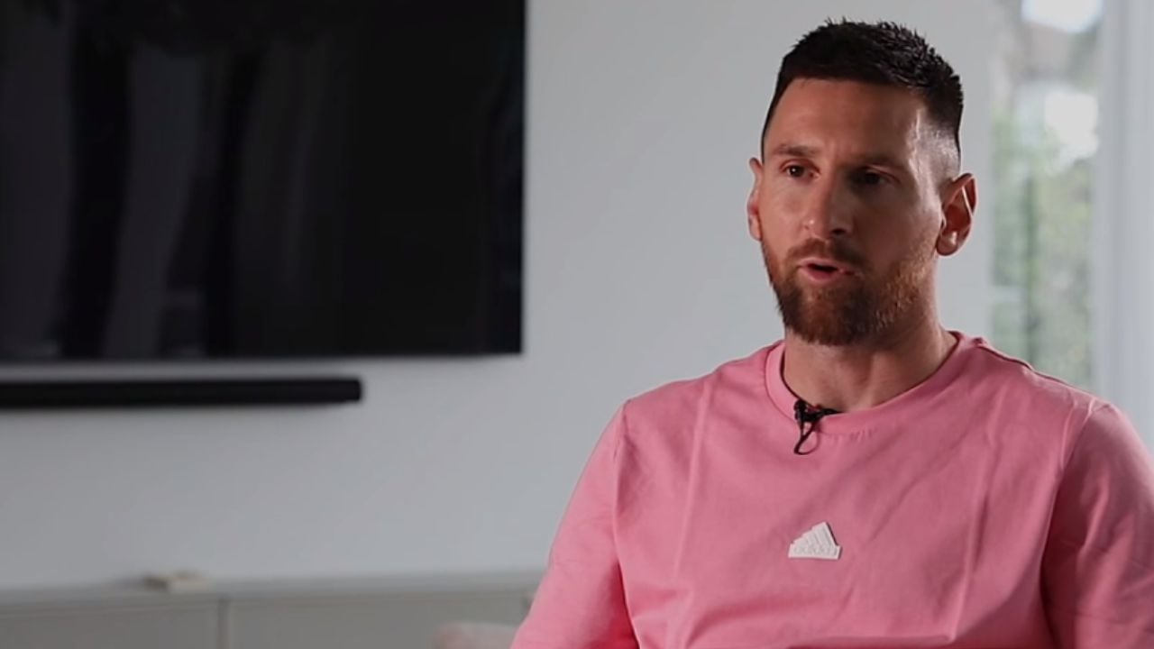 Lionel Messi en entrevista luego de conseguir su octavo Balón de Oro.