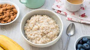 La avena contiene propiedades que disuelven el colesterol malo que hay en el cuerpo. Foto GettyImages.