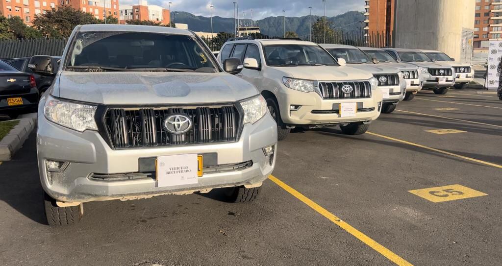 Camionetas de la UNP robadas en Bogotá.