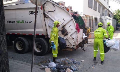 Diariamente, Promo Cali-Valle presta su servicio de recolección de basuras en las zonas del sur y norte de la ciudad.