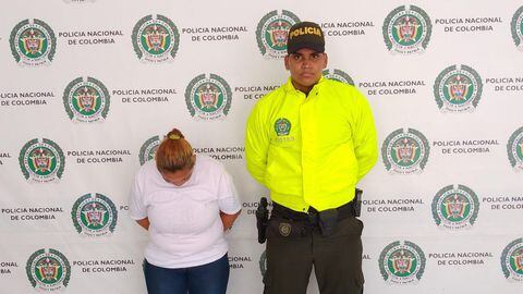 Una mujer en Barranquilla fue capturada por tener ocho cédulas en su poder.