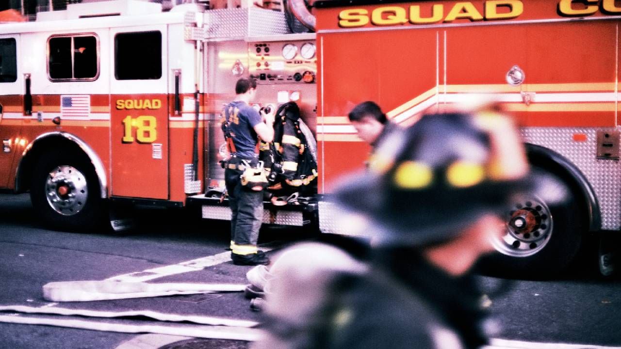 Los bomberos neoyorquinos afirmaron estar operando en la escena (imagen de referencia).