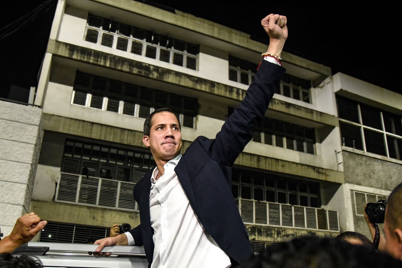 El líder de la oposición venezolana llegó a Estados Unidos, tras ser expulsado de Colombia