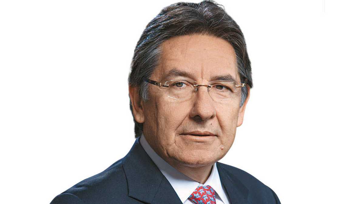 Néstor Humberto Martínez pasa por su peor momento desde que llegó al cargo de Fiscal. 