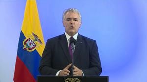 Iván Duque presidente de Colombia destacó acuerdo para el aumento del salario mínimo.
