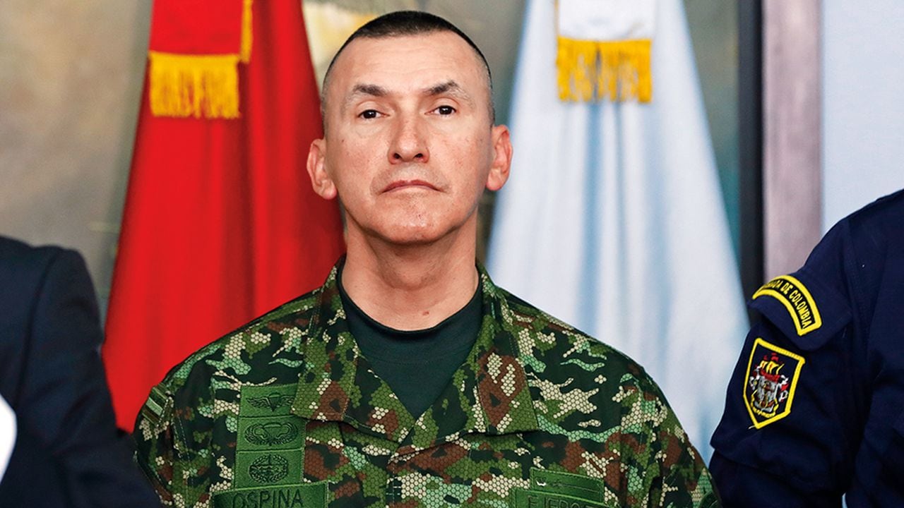 general Luis Mauricio Ospina Gutiérrez  Comandante del Ejército