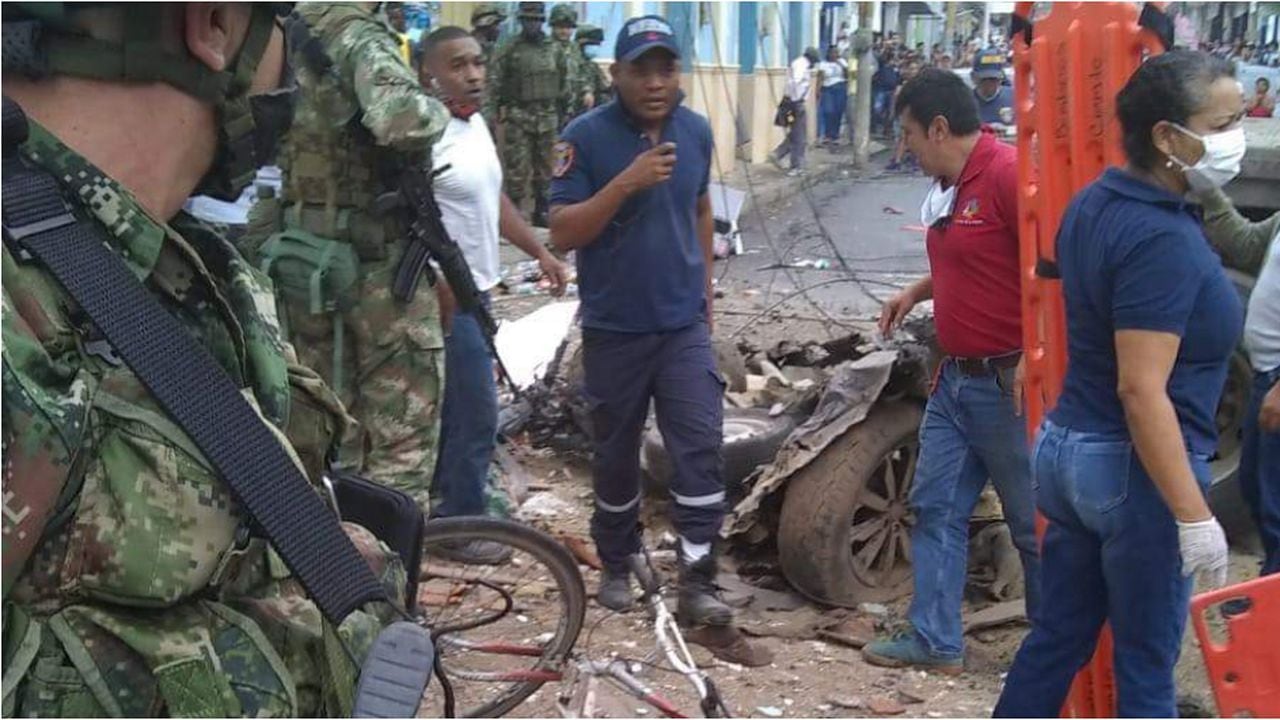 Explota motocicleta bomba en Cauca