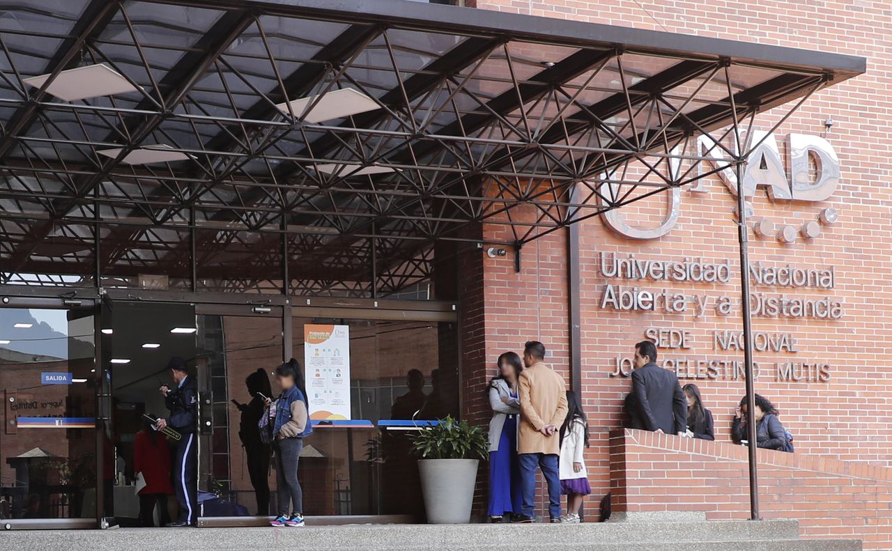 UNAD Universidad Nacional Abierta y a Distancia 
Bogota 
dic 16 del 2022
Foto : Semana