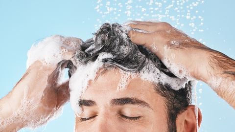 Lavar el cabello