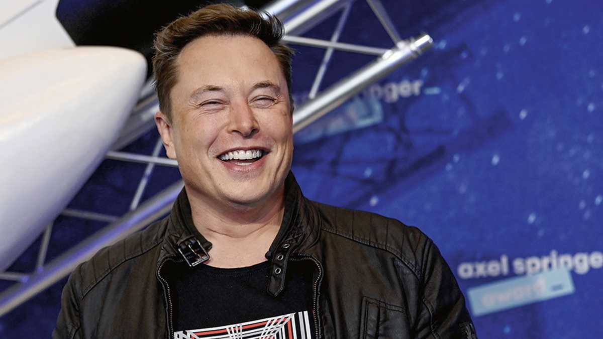  Elon Musk, entre los hombres más ricos del mundo.