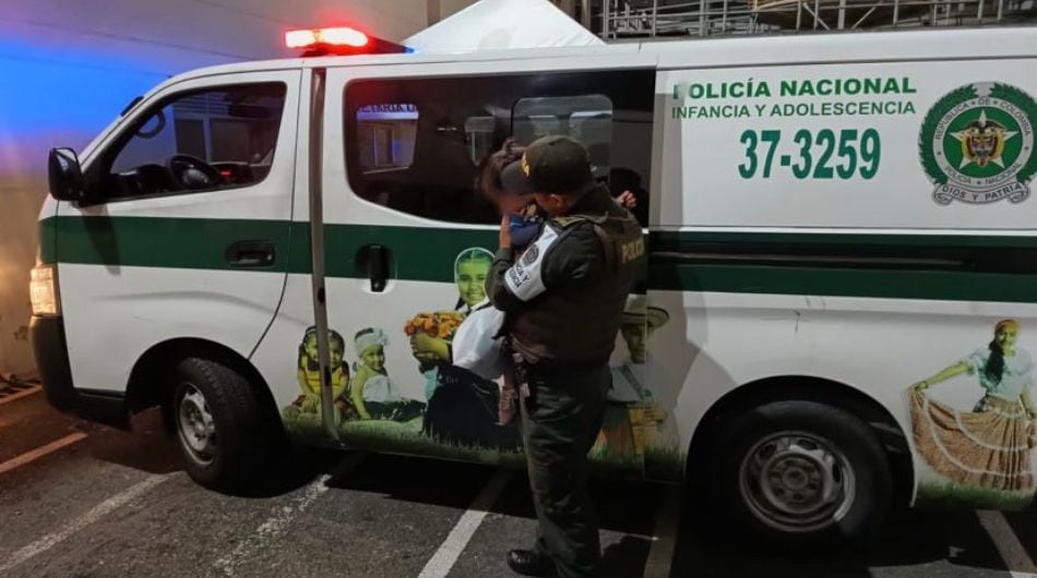 Bebé rescatada por la Policía en Medellín.